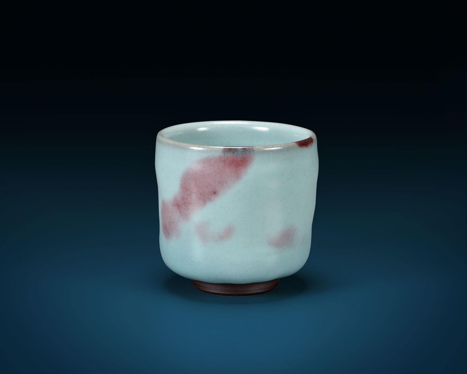 釉裡紅飲杯